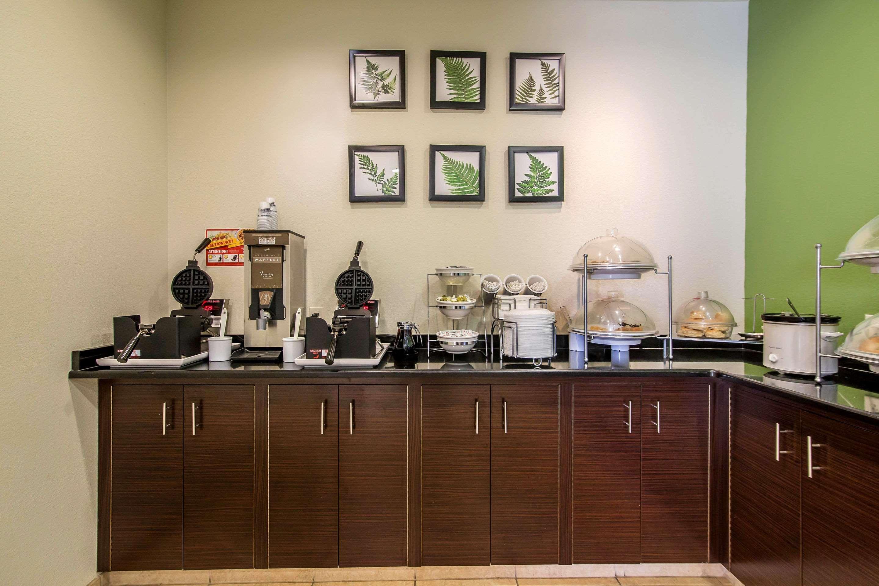 Sleep Inn & Suites Haysville Экстерьер фото